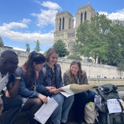 EUROPESE ONTMOETING - Van Tallinn naar Parijs, pelgrims van hoop en vrede. Van 28 december 2025 tot 1 januari 2026.